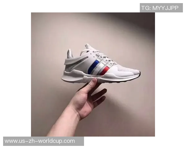 如何辨别阿迪达斯足球鞋的真伪技巧与方法详解